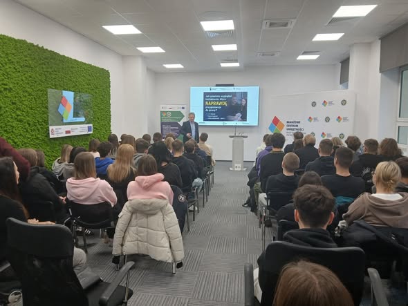 Wizyta uczniów w BCU Nr 1